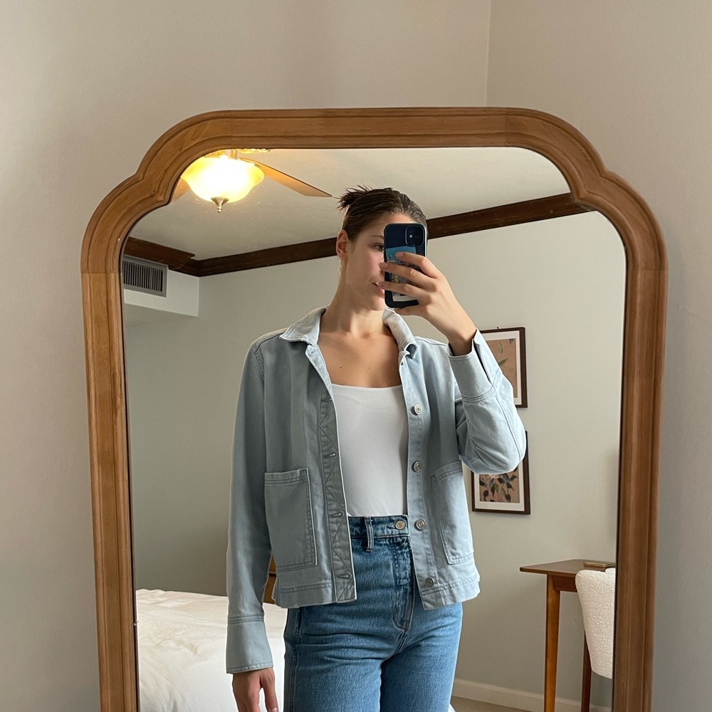Light Blue Jacket BDG / UO 💙🤍